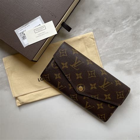 does louis vuitton sell returned items|Louis Vuitton complaints.